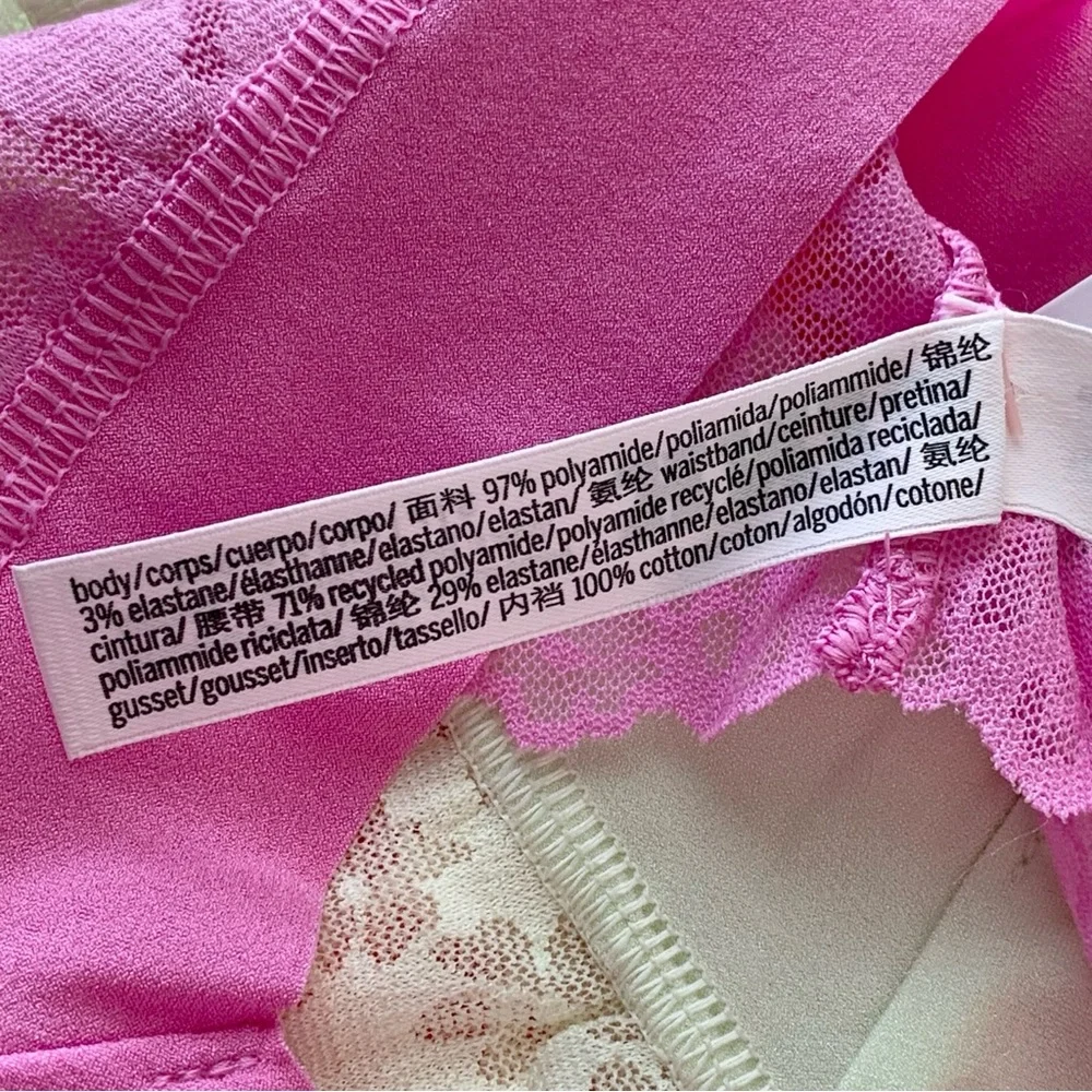 🌸New🌸 3pk Victoria’s Secret thong panty lot S new - Picture 7 of 7